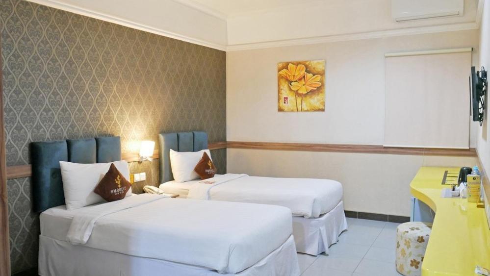 Amarelo Hotel Solo Luaran gambar