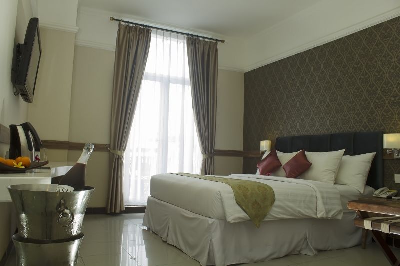 Amarelo Hotel Solo Luaran gambar