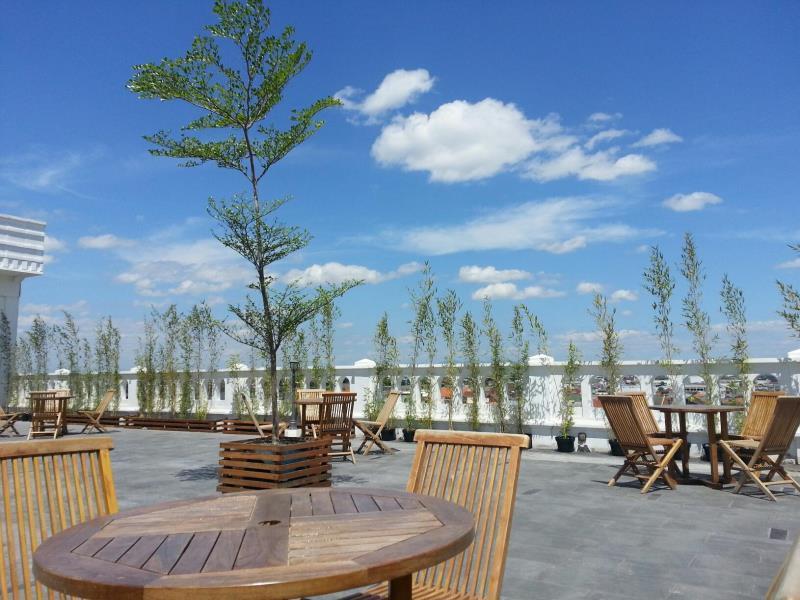 Amarelo Hotel Solo Luaran gambar