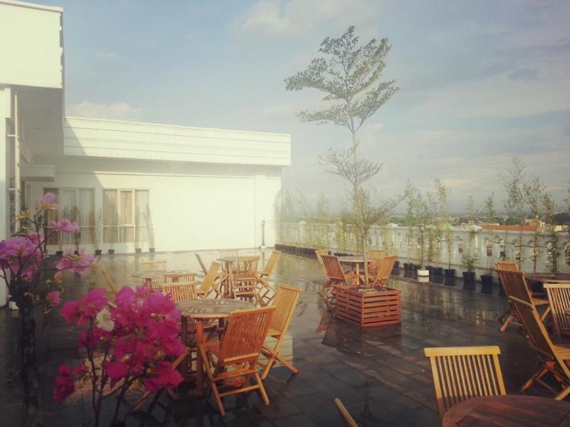 Amarelo Hotel Solo Luaran gambar