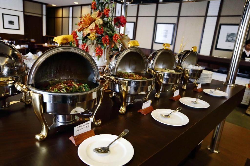 Amarelo Hotel Solo Luaran gambar