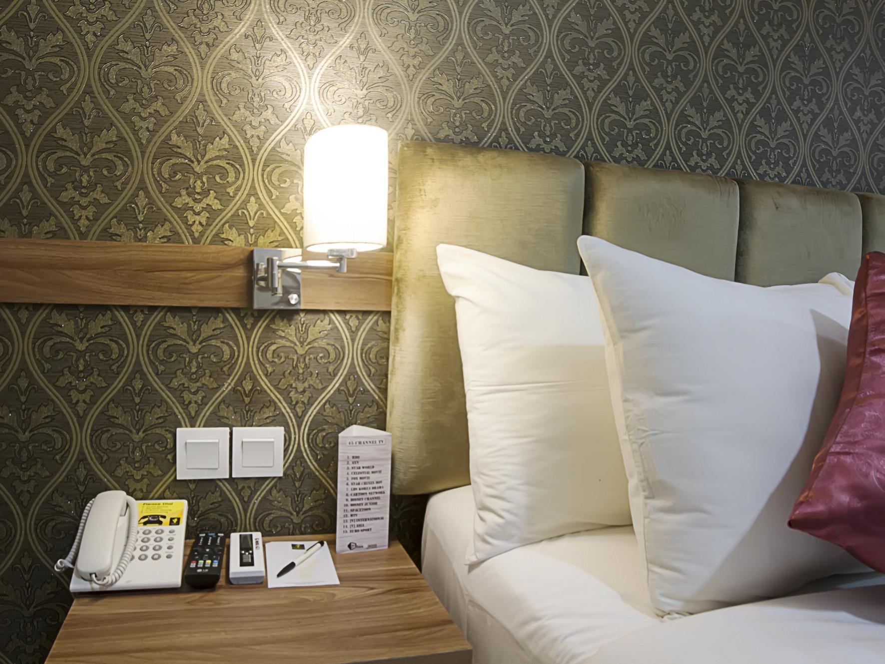 Amarelo Hotel Solo Luaran gambar