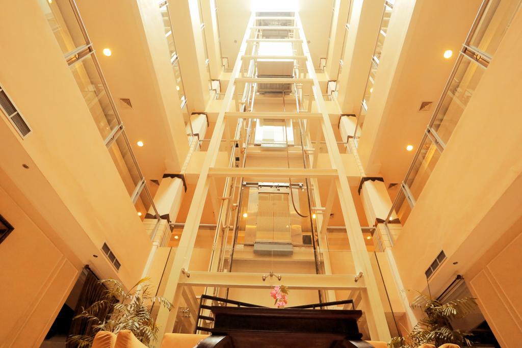 Amarelo Hotel Solo Luaran gambar