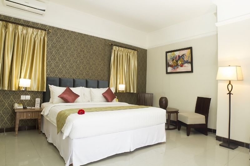 Amarelo Hotel Solo Luaran gambar