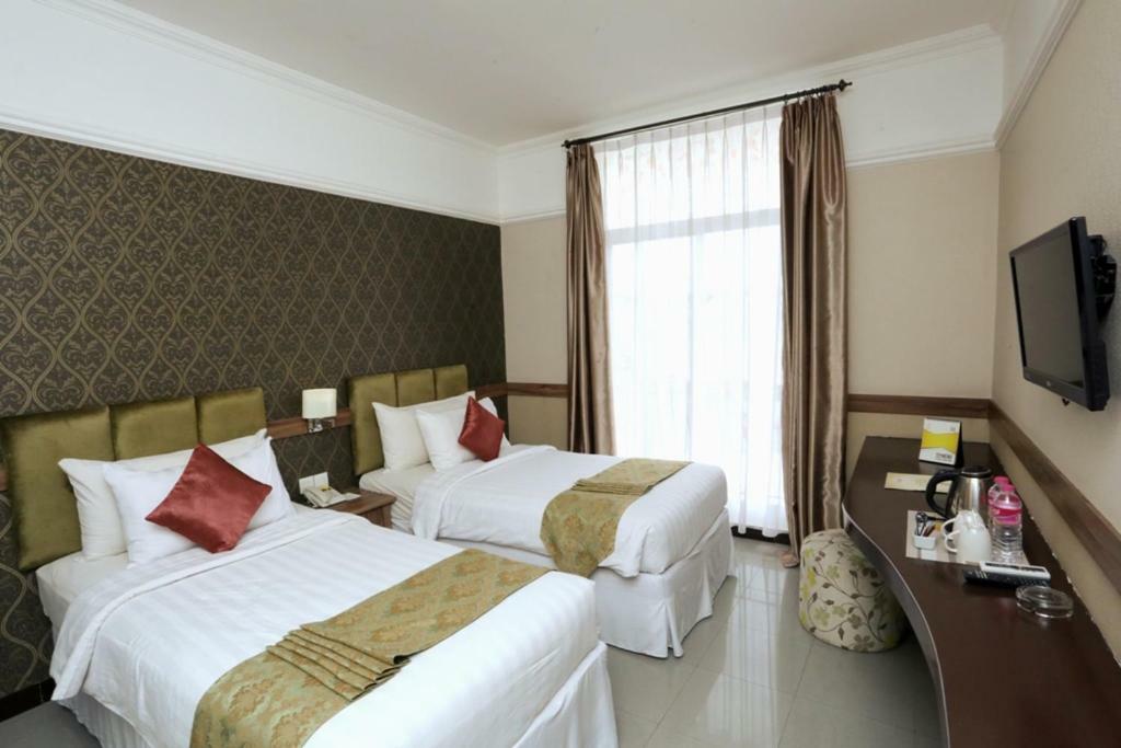 Amarelo Hotel Solo Luaran gambar