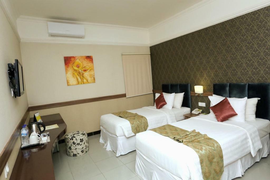 Amarelo Hotel Solo Luaran gambar