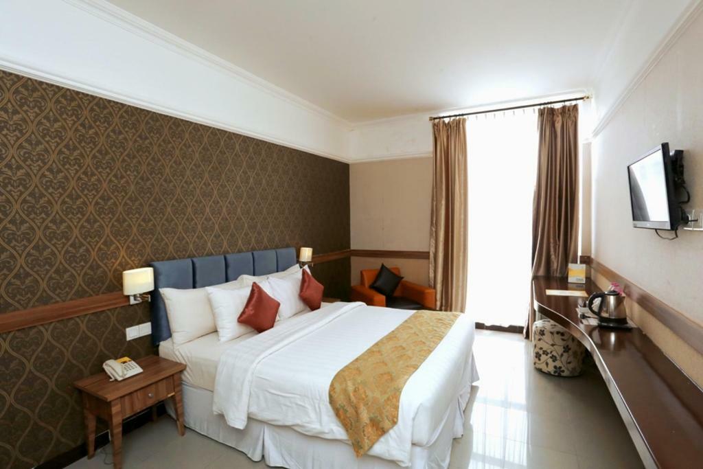 Amarelo Hotel Solo Luaran gambar