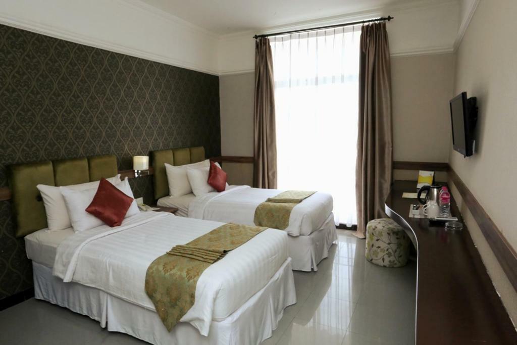 Amarelo Hotel Solo Luaran gambar