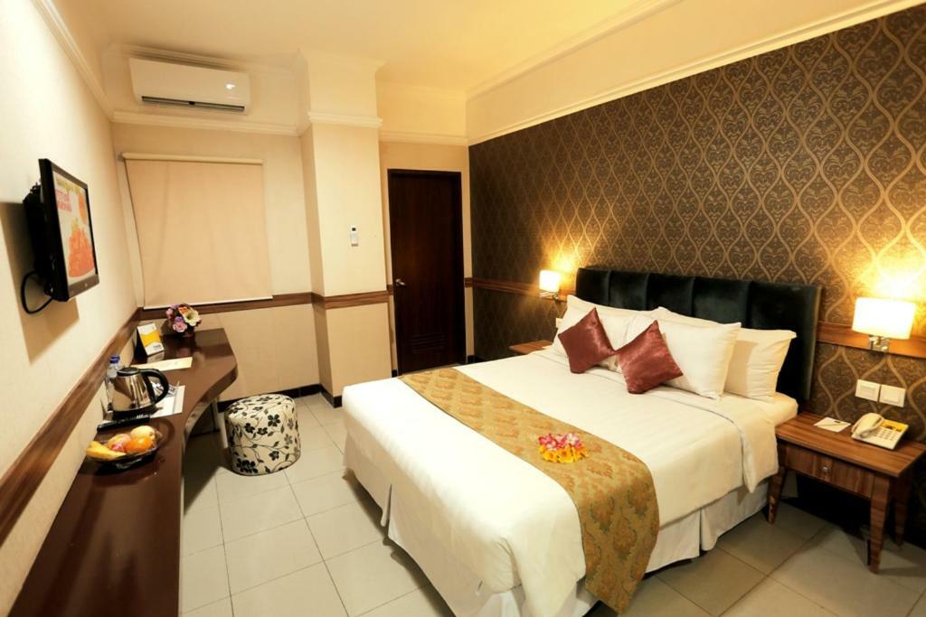 Amarelo Hotel Solo Luaran gambar